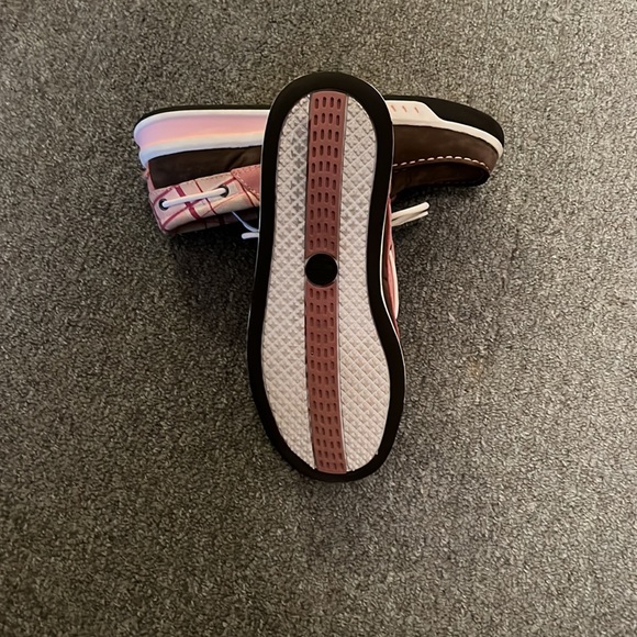 TIMBERLAND Women's Pink & Brown Suede Leather Casual Boat Deck Shoes Size  6.5M. - Picture 2 of 2